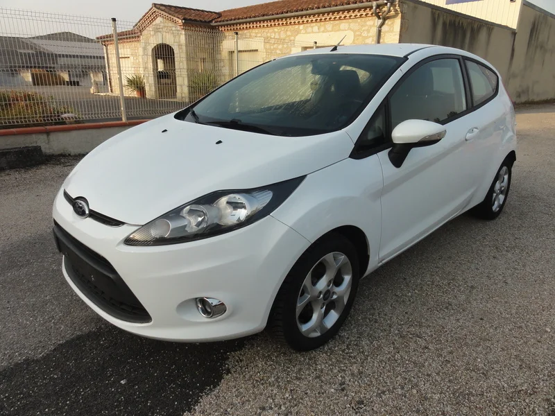 Ford Fiesta VI 1,4 16V Titanium ess-Gpl