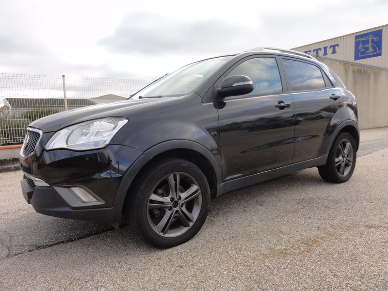 SsangYong KORANDO  III 2. E XDI 2wd 175cv